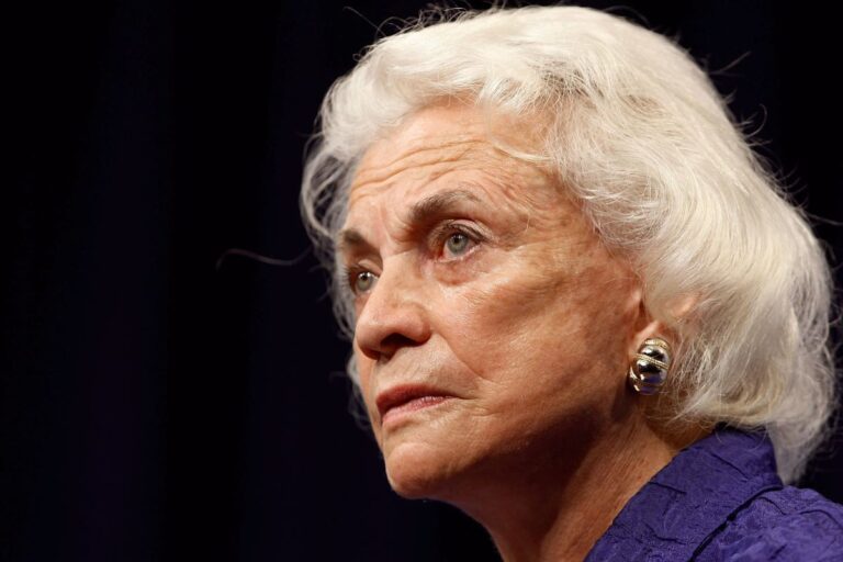 Sandra Day O’Connor, première femme juge à la Cour suprême, est décédée à 93 ans