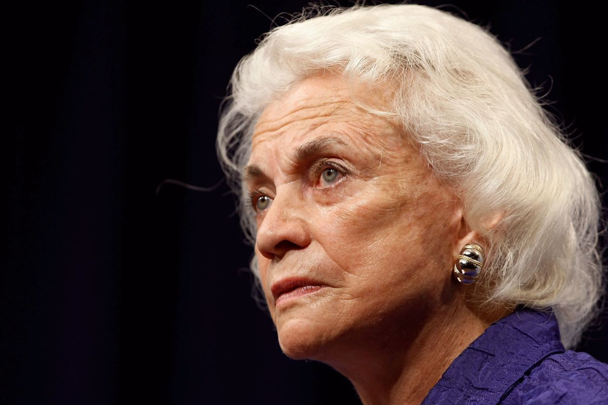 Sandra Day O'Connor, première femme juge à la Cour suprême, est décédée à 93 ans