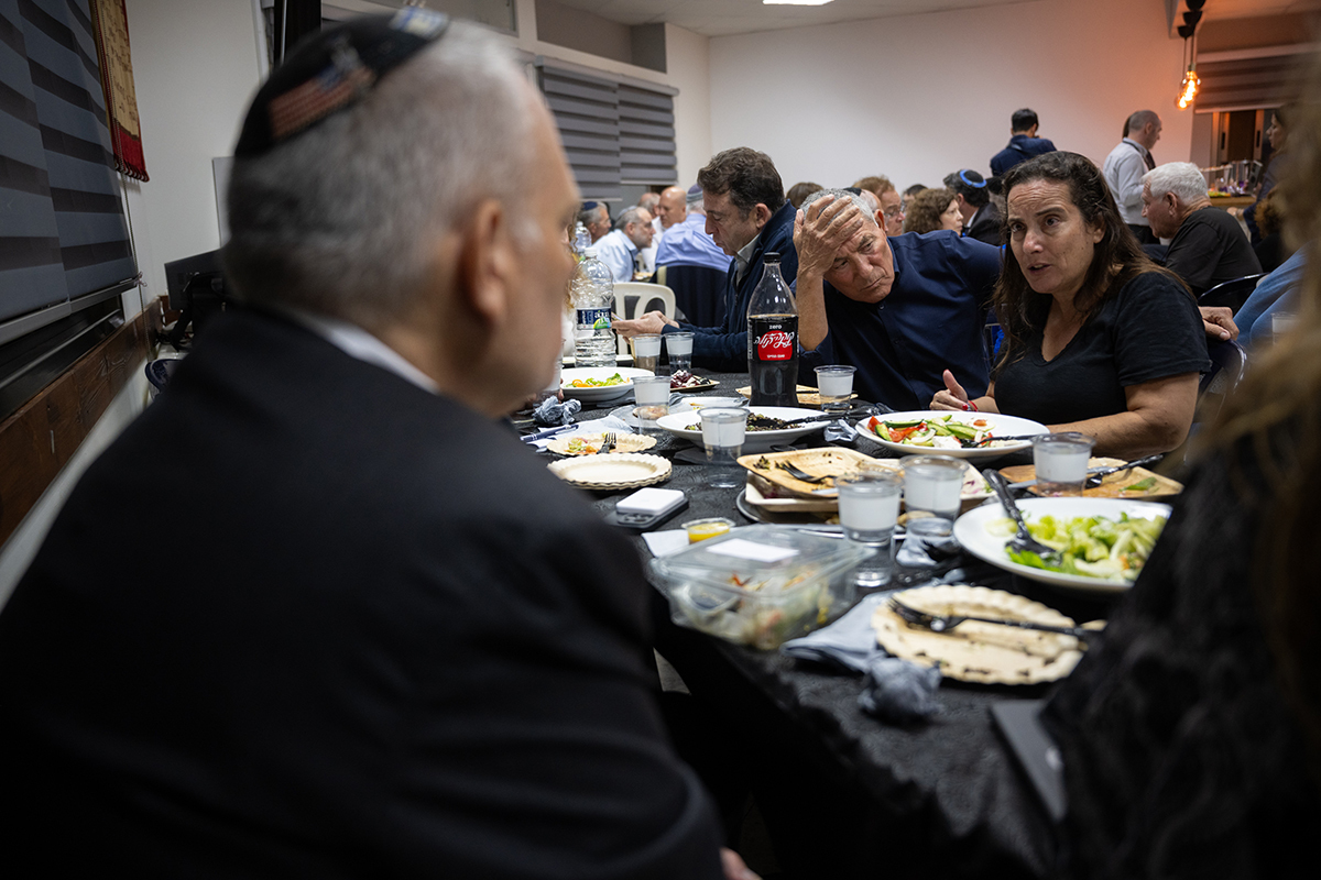 Un groupe chrétien soutient les familles dévastées par le Hamas dans une région liée au roi David