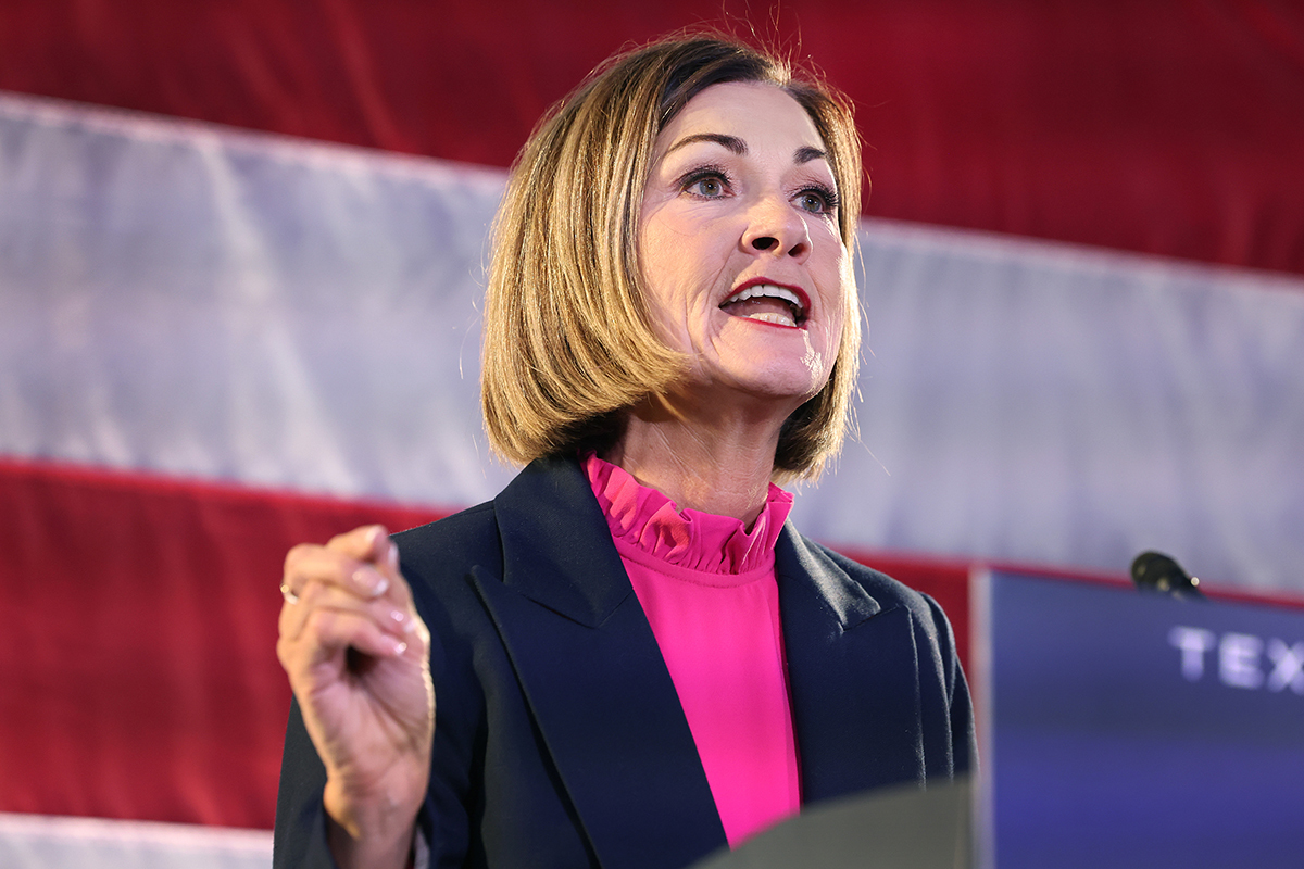 Le gouverneur de l'Iowa, Kim Reynolds, se prononce sur la démonstration satanique du Capitole de l'État au milieu de réactions négatives : « Absolument répréhensible »