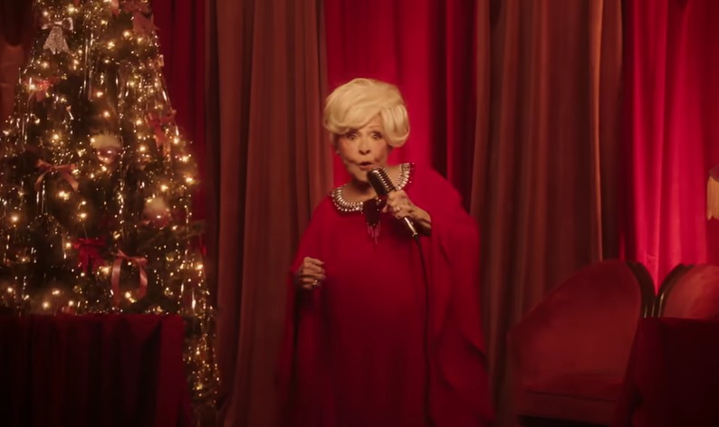 "Rockin' Around the Christmas Tree" en tête du classement Billboard pour la deuxième semaine consécutive