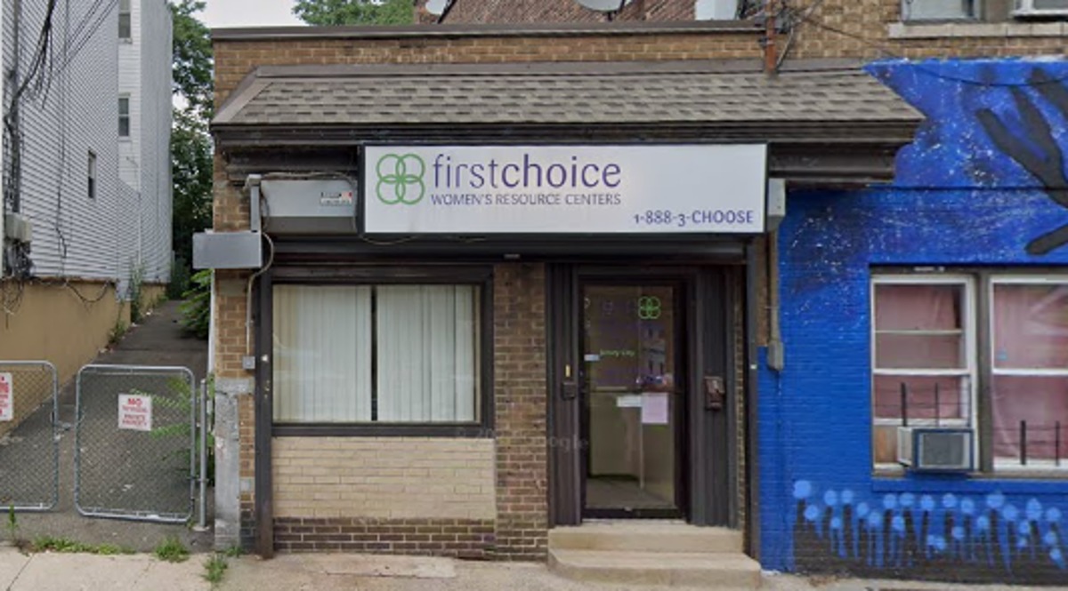Un centre de grossesse pro-vie poursuit New Jersey AG pour assignation à comparaître exigeant des informations sur les donneurs