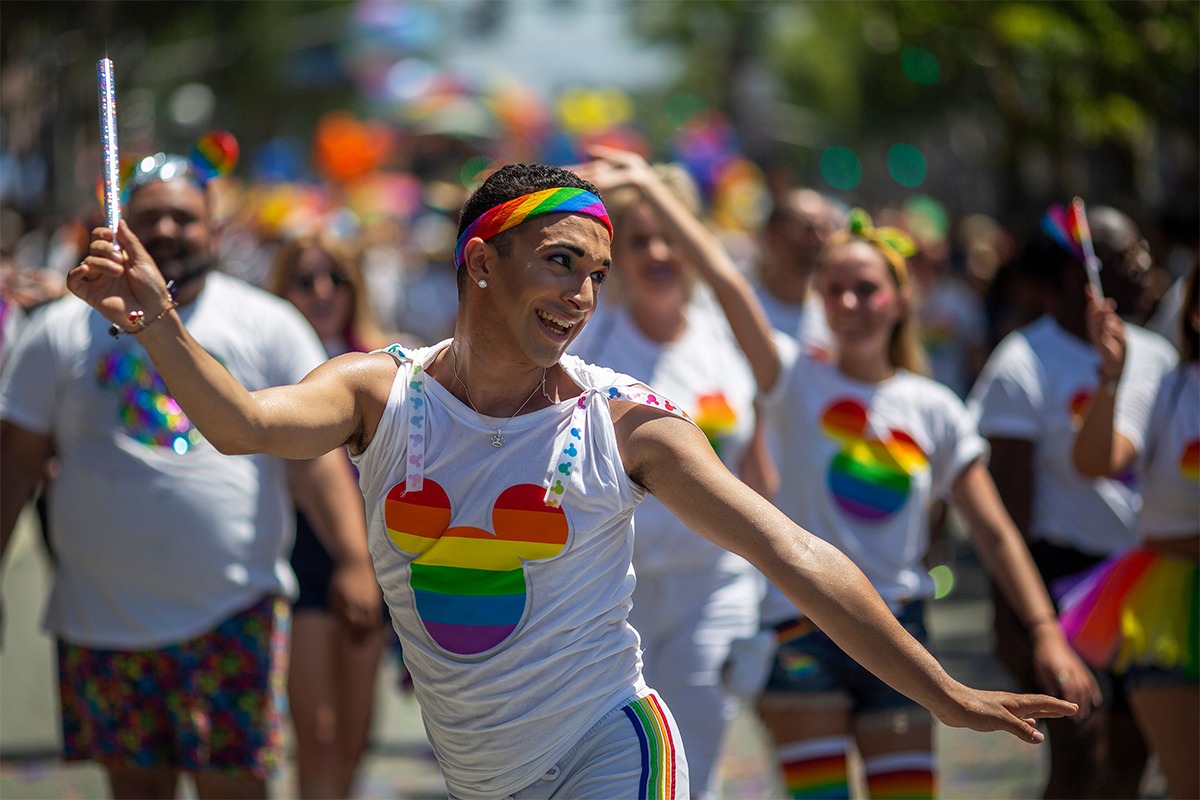 Un rapport de Disney SEC suggère que se lancer dans la guerre culturelle LGBT présente des « risques pour notre réputation »