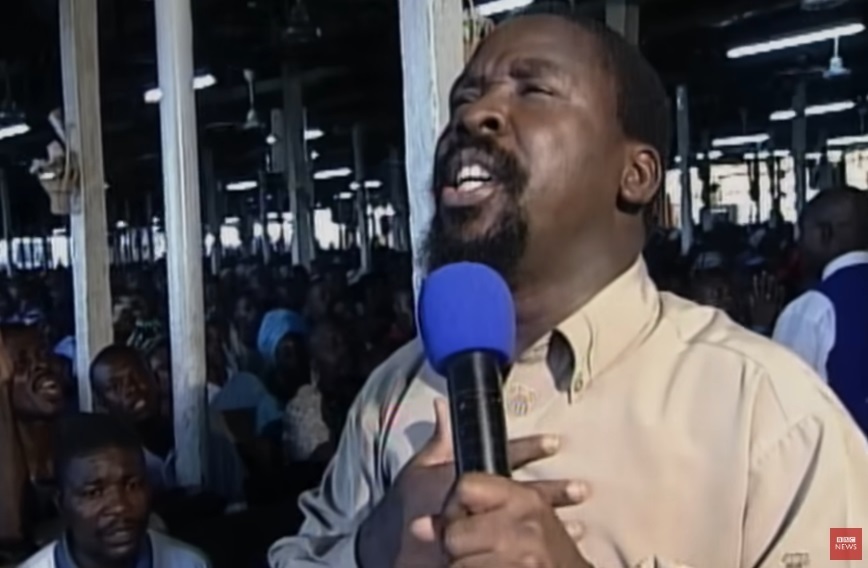 Le défunt pasteur d'une méga-église, TB Joshua, a violé et maltraité des jeunes femmes pendant près de 20 ans : rapport