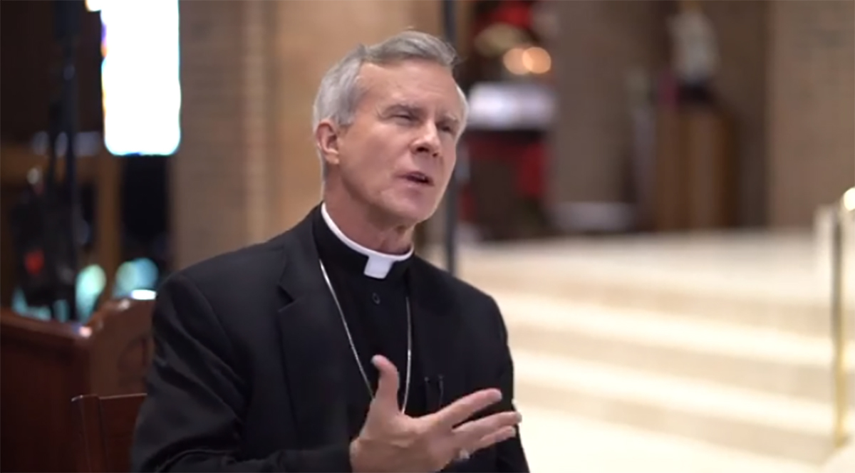 L'évêque catholique que le pape François a destitué du pouvoir reçoit un prix pro-vie