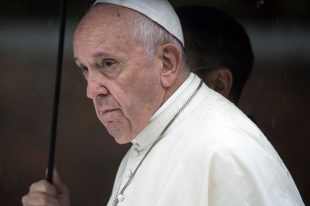 Le pape François critique ceux qui s'opposent à la bénédiction des couples de même sexe : « hypocrisie »