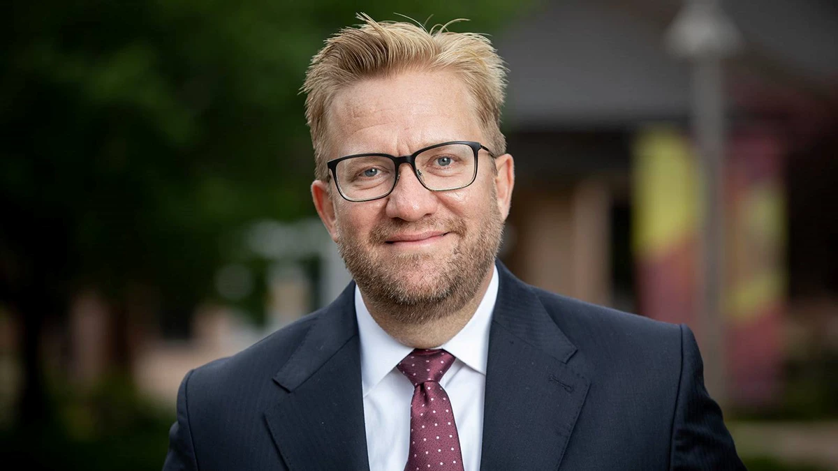 Le président de Calvin démissionne suite à des messages inappropriés