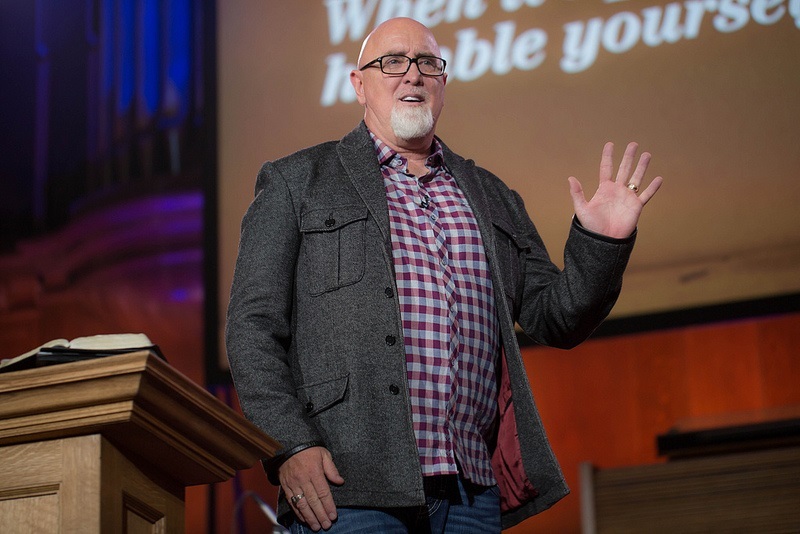L'audience sur la santé mentale de James MacDonald sur le SSPT dans une affaire d'agression reportée
