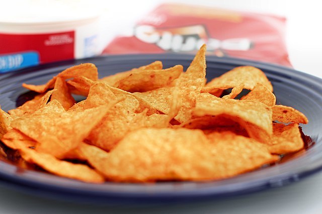 Doritos licencie l'ambassadeur de la marque trans pour des tweets troublants