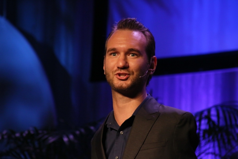 Le conférencier motivateur Nick Vujicic parle de la création d'un « Life Surge » pour améliorer votre vie