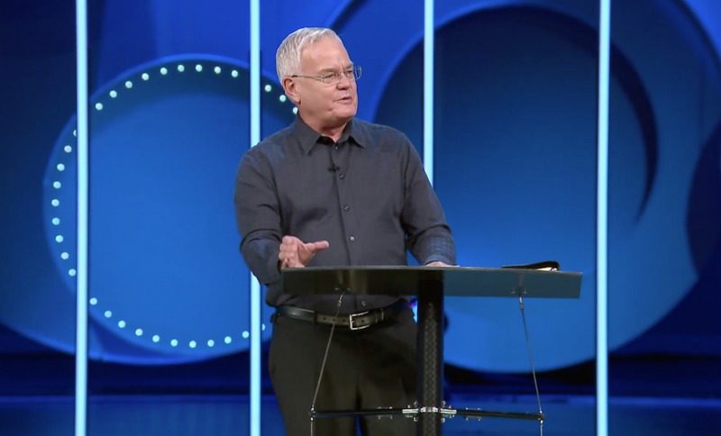 Cette semaine dans l'histoire chrétienne : Bill Hybels démissionne, Dietrich Bonhoeffer exécuté