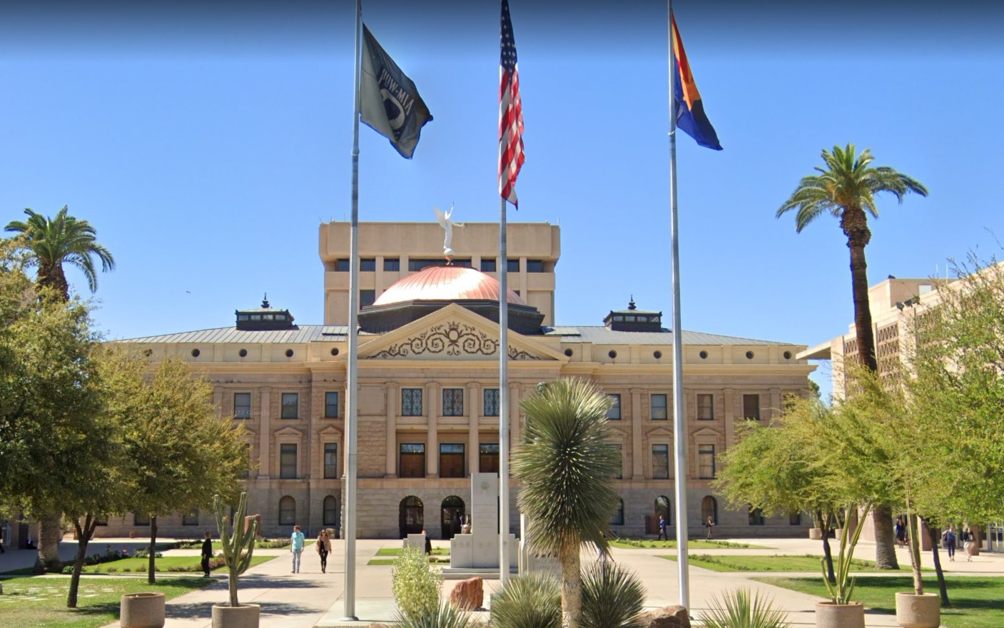 Arizona House abroge l'interdiction quasi totale de l'avortement ;  les groupes de défense réagissent
