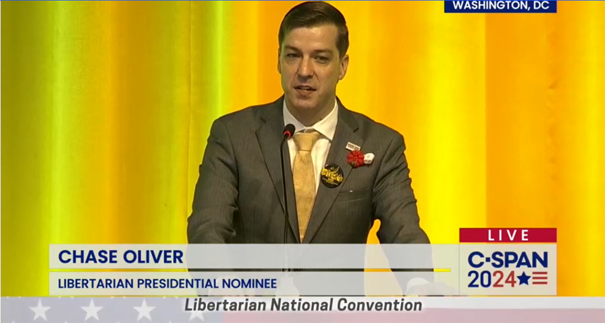 Les libertariens choisissent Chase Oliver comme candidat à la présidentielle