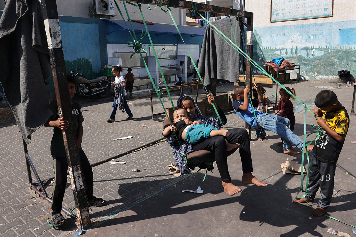 Les victimes de l'attaque du Hamas et leurs familles poursuivent l'UNRWA et accusent l'agence humanitaire d'être responsable de l'attaque du 7 octobre