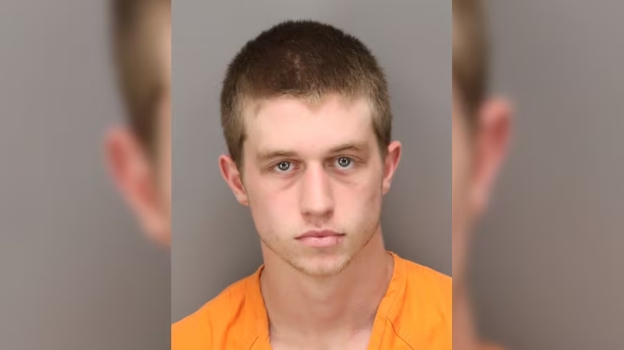 Un adolescent de Floride accusé d'avoir laissé des traces de dérapage sur une fresque de la fierté LGBT