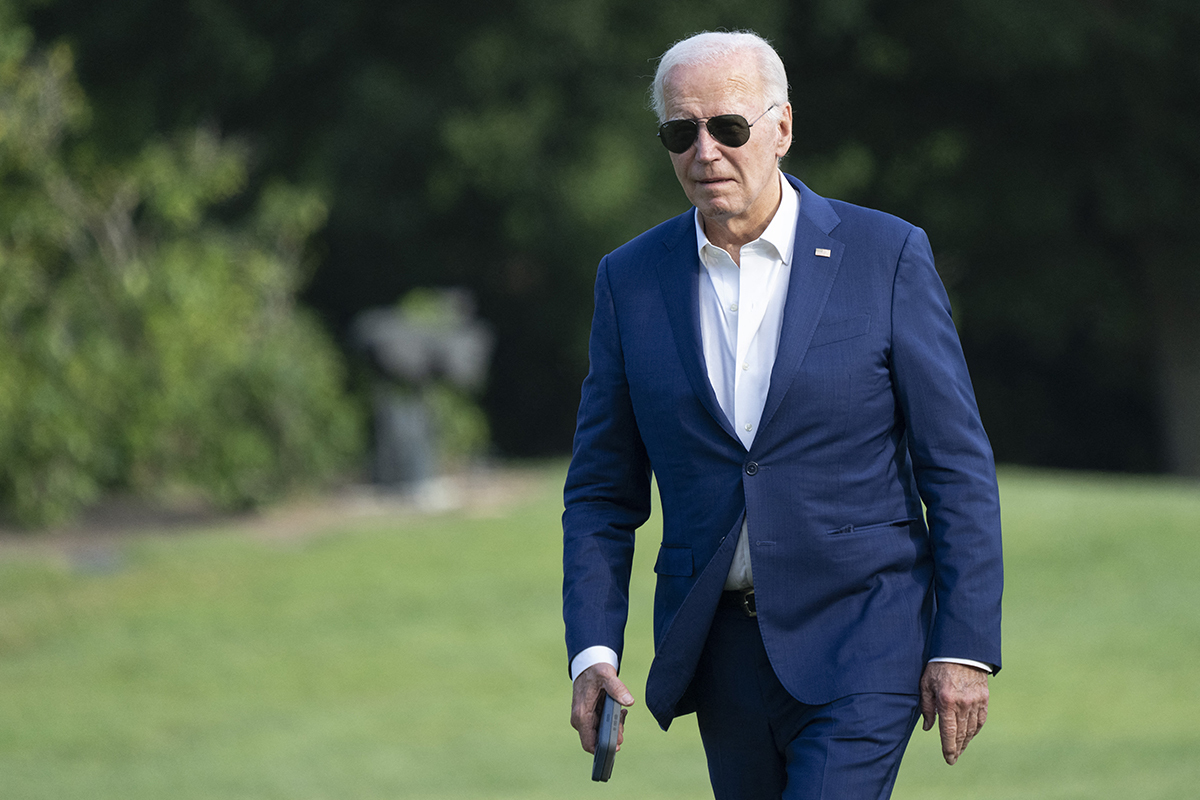 Biden « prêt à écouter » les appels à abandonner la course électorale, selon le New York Times
