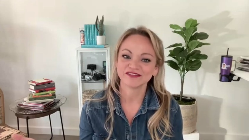 « Flirter avec le désastre » : la blogueuse de voyage Angie Orth raconte des histoires vraies de peur, d'échec et de foi