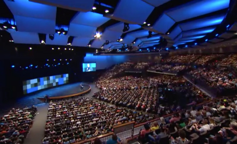 L'église Gateway a réglé un procès après que plusieurs pasteurs ont été accusés d'avoir dissimulé une agression sexuelle sur mineur