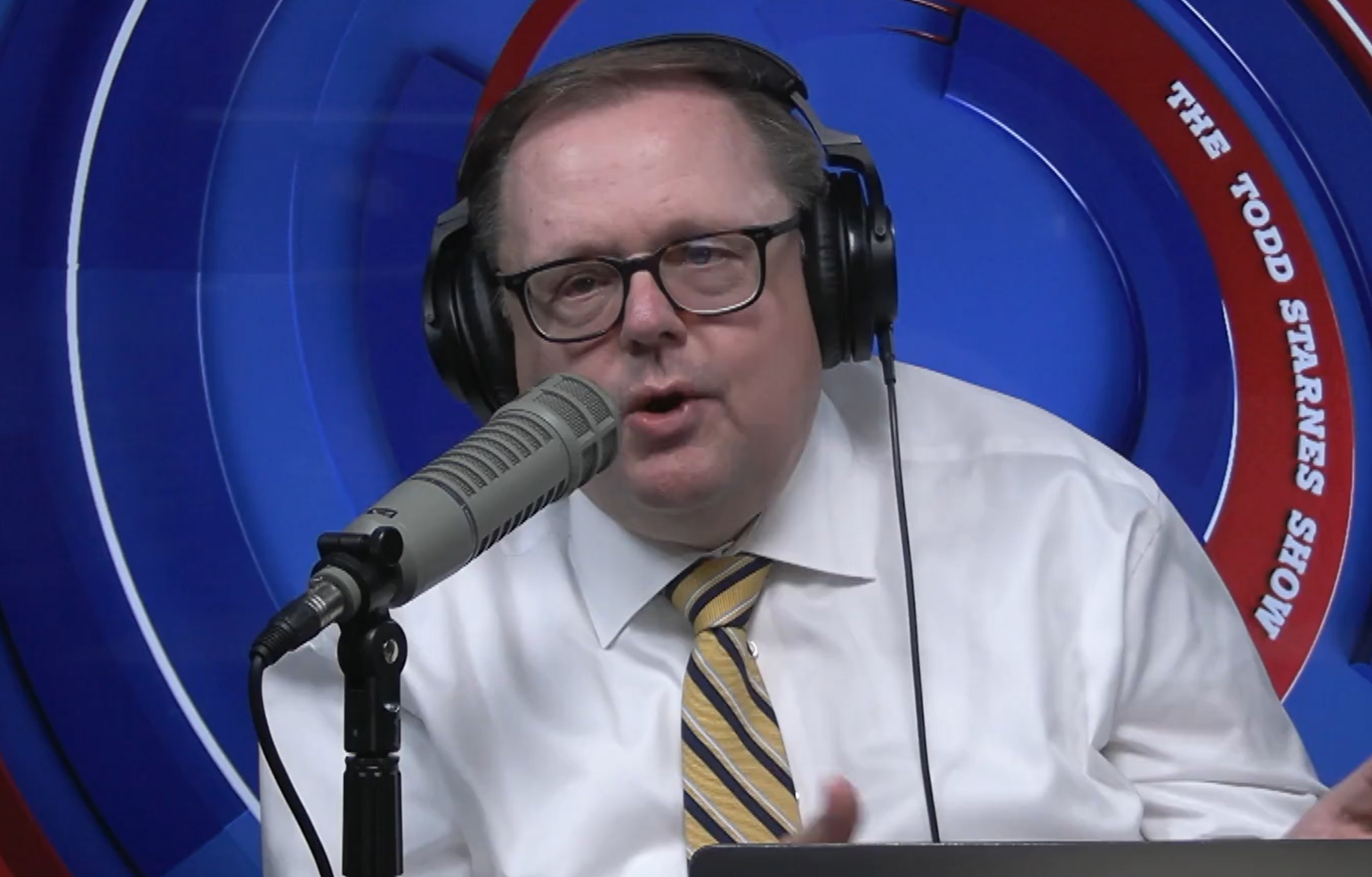Les pasteurs critiquent Todd Starnes pour avoir exhorté les chrétiens à quitter les églises s'ils ne prêchaient pas sur l'attaque de Trump
