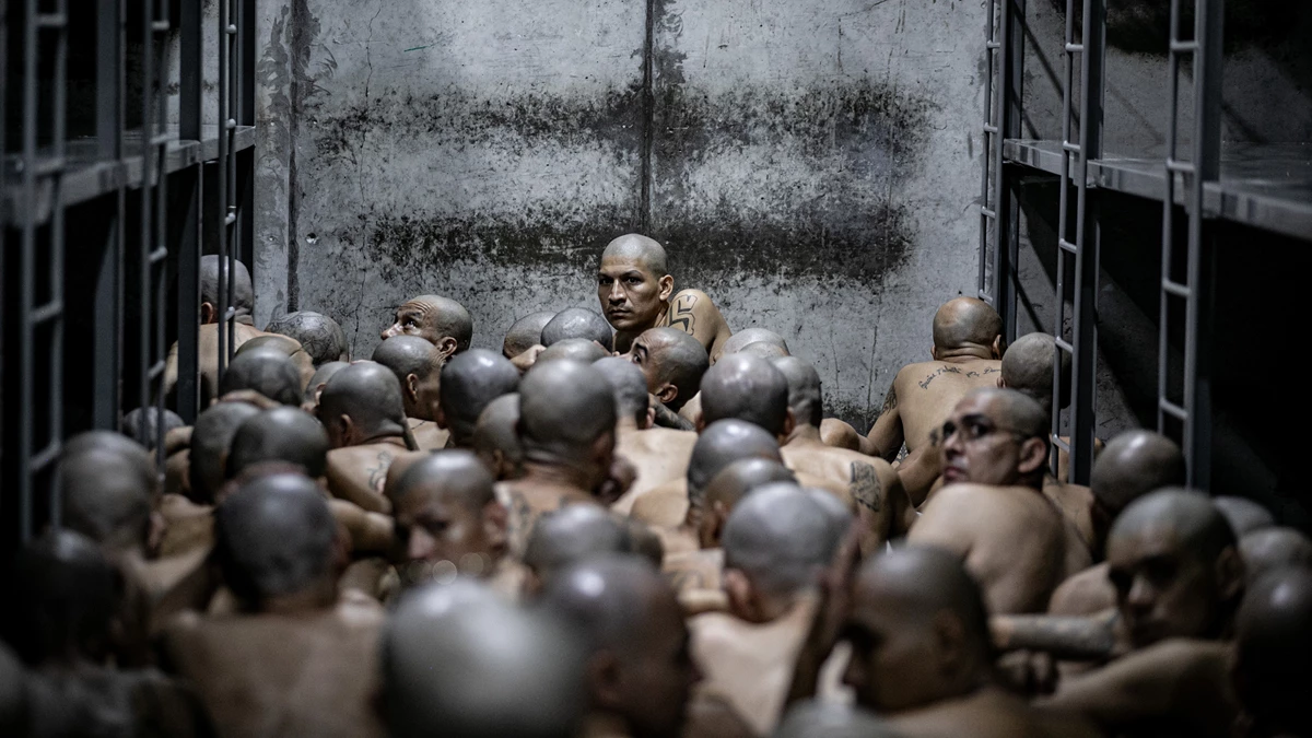 Les prisons du Salvador sont pleines, mais les ministères pénitentiaires ne le sont pas.