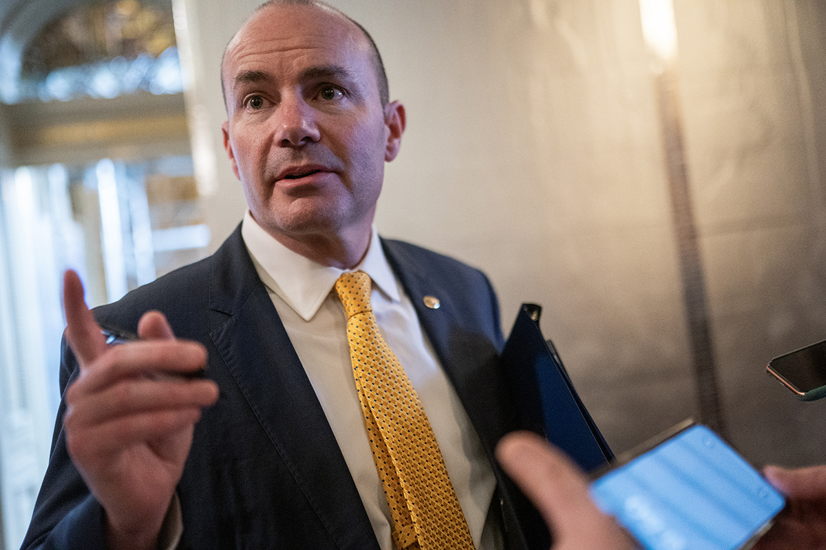 Le sénateur Mike Lee met en garde contre une « hostilité accrue » envers le christianisme à Washington