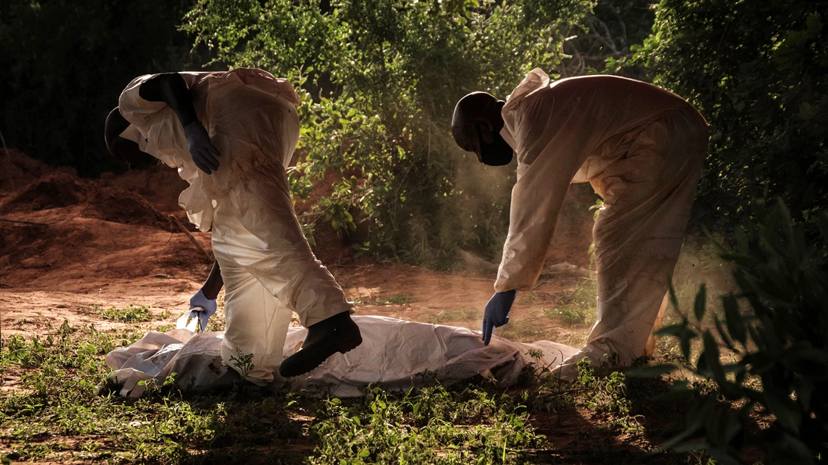 Après qu'un pasteur a conduit 400 personnes à la famine, certains chrétiens kenyans sont ouverts aux restrictions imposées à l'église