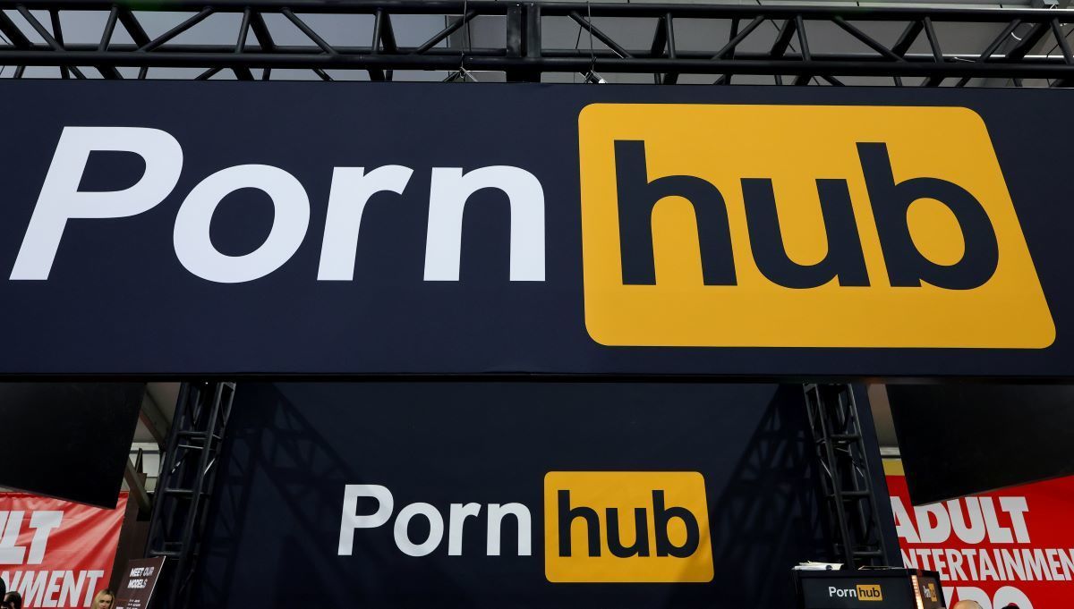 Au cœur de la croisade d'une chrétienne pour faire fermer Pornhub pour avoir diffusé des vidéos d'abus sur mineurs