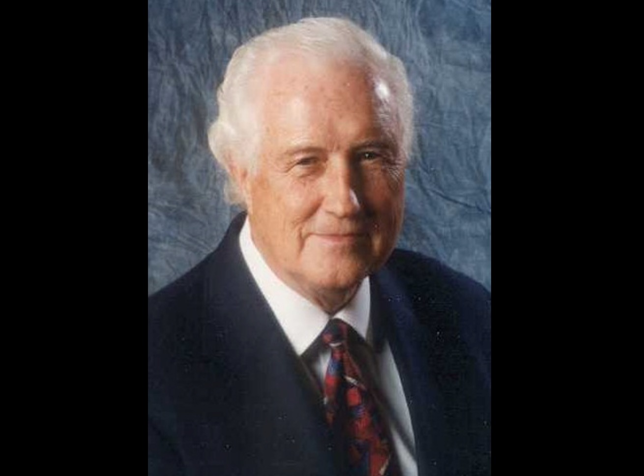 George Sweeting, évangéliste qui a dirigé le Moody Bible Institute pendant des décennies, décède à 99 ans