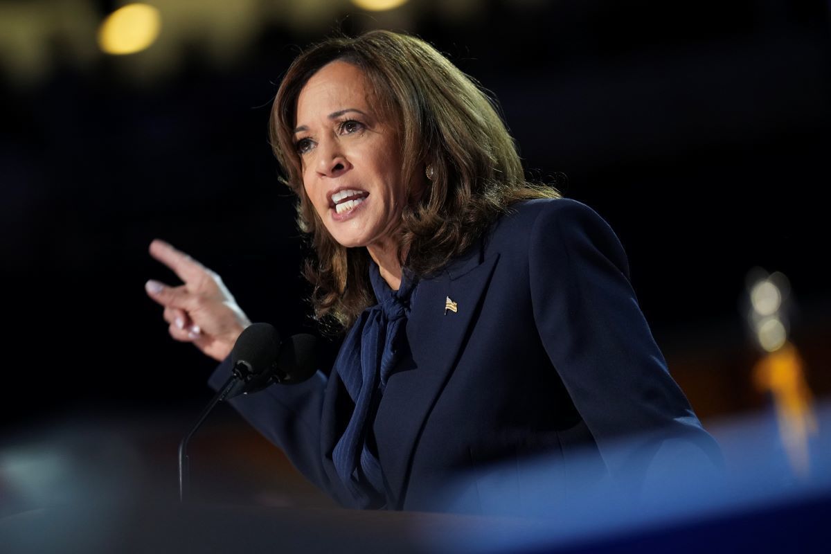 Kamala Harris cache son bilan d'extrême gauche en adoptant des politiques MAGA