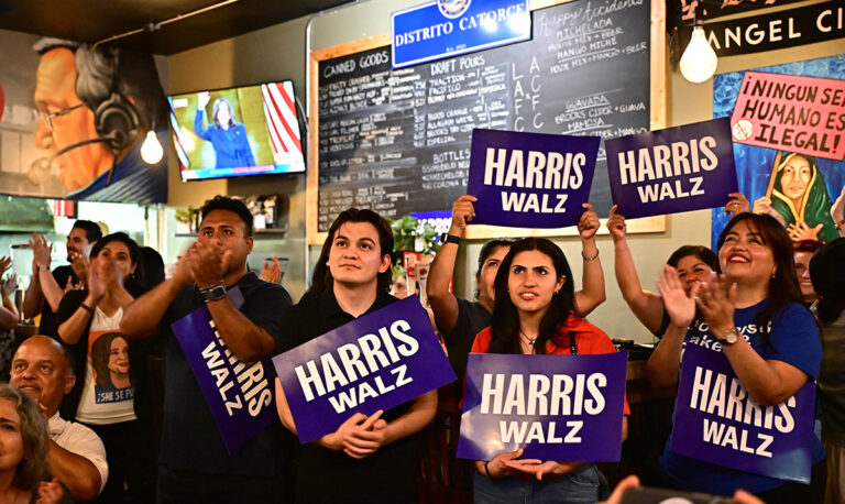 Harris est en tête de Trump parmi les Latinos, mais avec une marge inférieure aux cycles électoraux précédents (sondage)