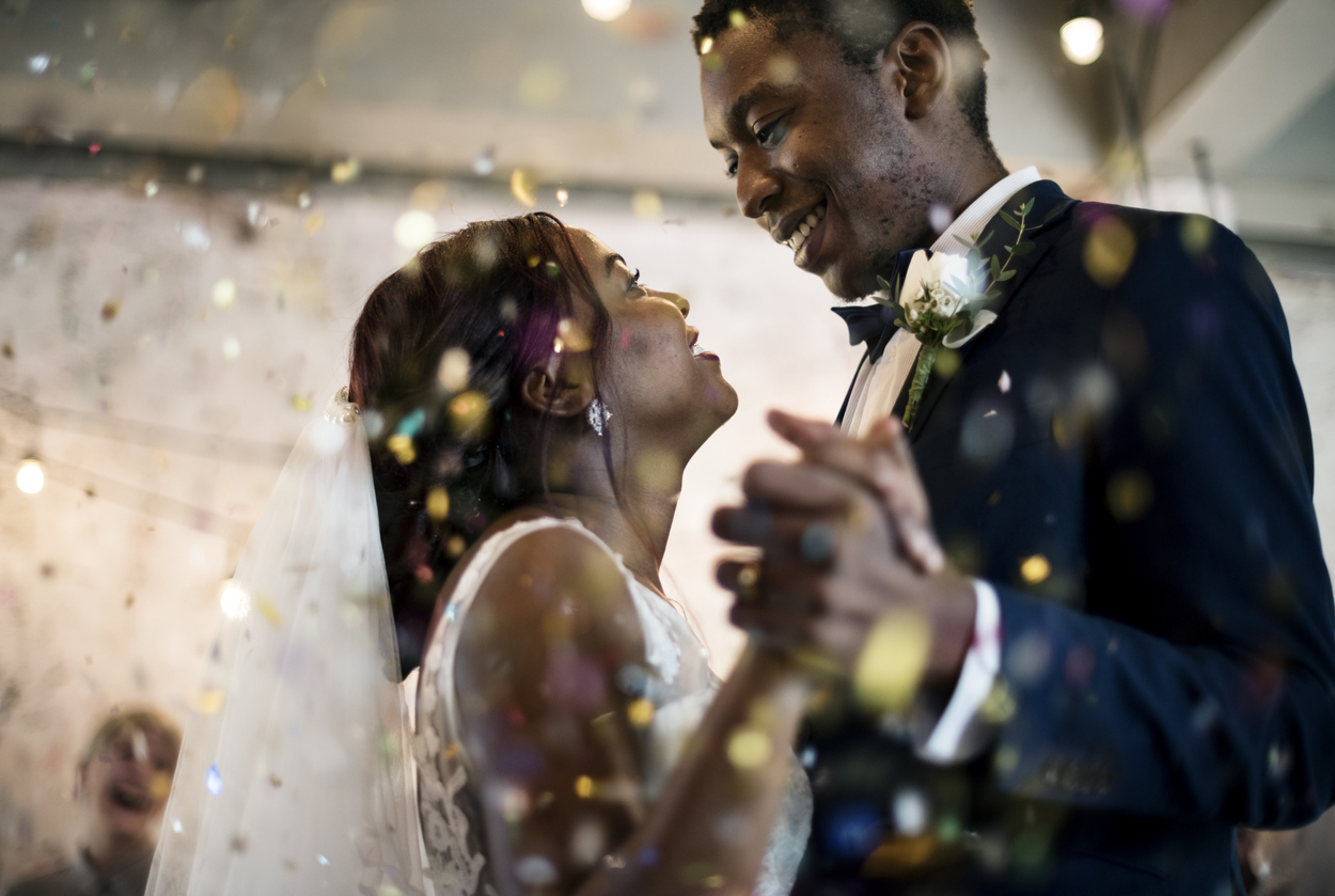 Si le monde entier nie l’importance du mariage, les chrétiens ne peuvent toujours pas