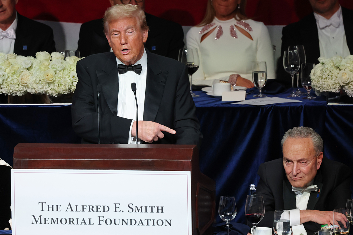 Les 6 meilleurs moments du dîner Al Smith avec Trump