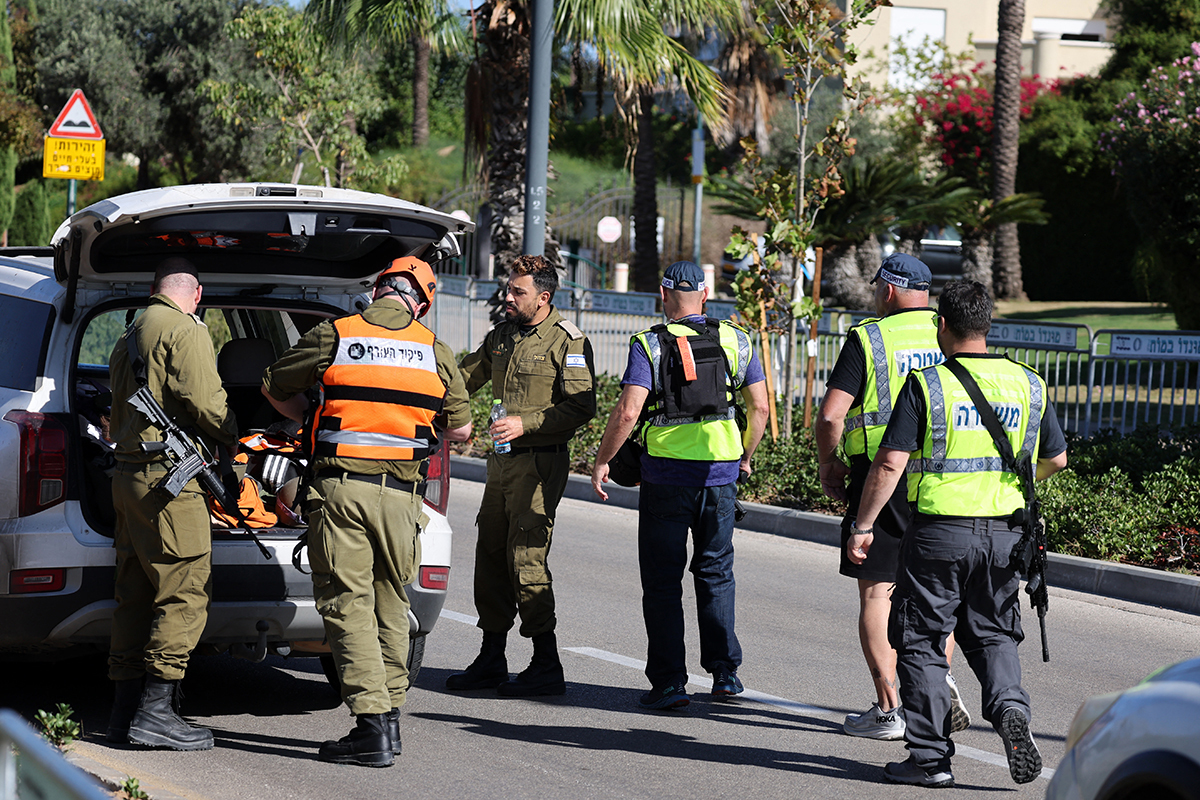 « Une grave erreur » : Netanyahu et sa famille indemnes alors que le drone du Hezbollah cible la maison du Premier ministre à Césarée
