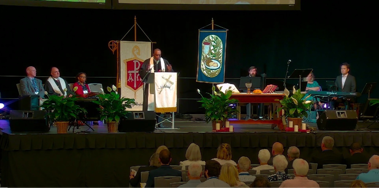 Le plus haut tribunal de l'UMC doit déterminer comment les églises peuvent quitter la dénomination