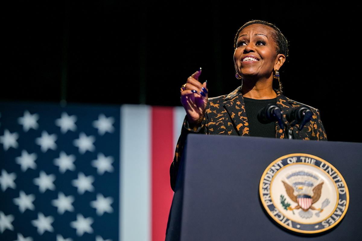 Michelle Obama riposte aux interdictions de l'avortement : les femmes sont plus que de simples « récipients pour fabriquer des bébés »