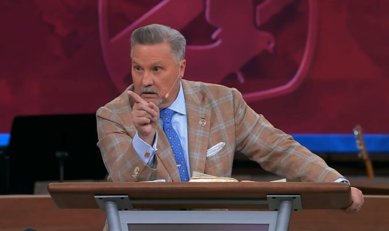 Le pasteur Donnie Swaggart reproche à l’Église noire d’avoir soutenu Kamala Harris
