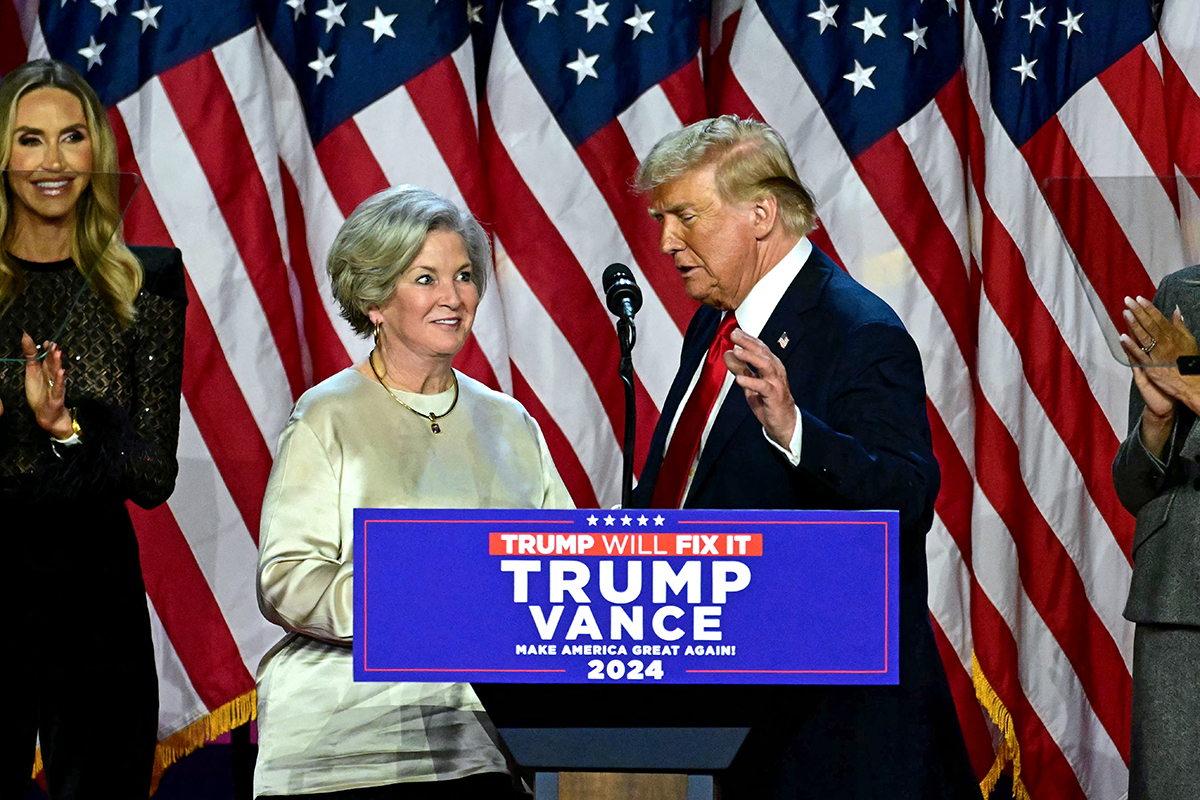 Trump engage Susie Wiles comme première femme chef de cabinet à la Maison Blanche