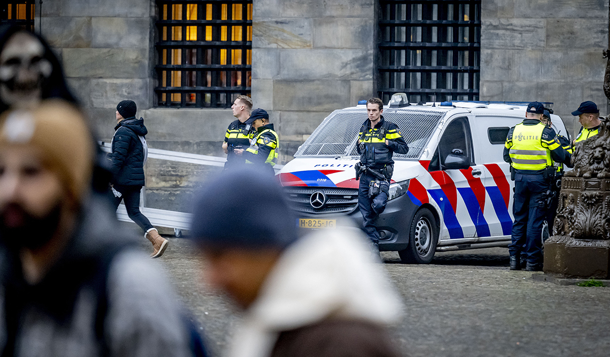 « Point de non-retour » : 5 réactions aux émeutiers traquant et attaquant les Israéliens à Amsterdam