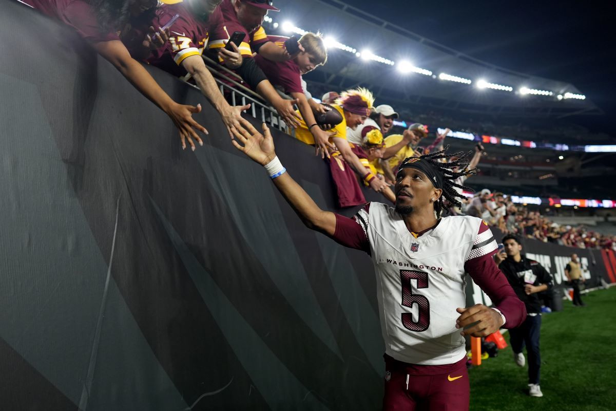 Jayden Daniels de la NFL proclame « rien que Dieu » après le passage du Je vous salue Marie