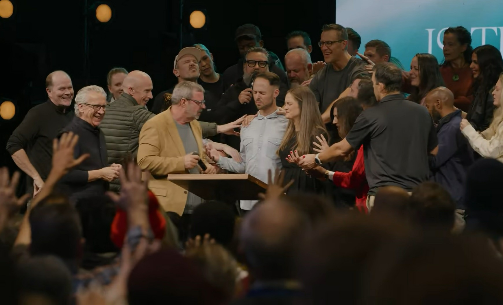 L'église Bethel entre sur le territoire de Hillsong avec une nouvelle implantation d'église à Sydney