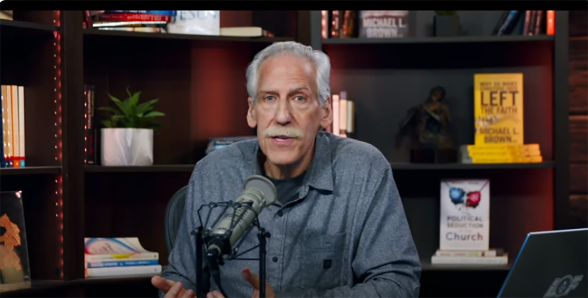 Michael Brown admet son « manque de jugement » alors qu'une femme l'accuse d'inconduite sexuelle