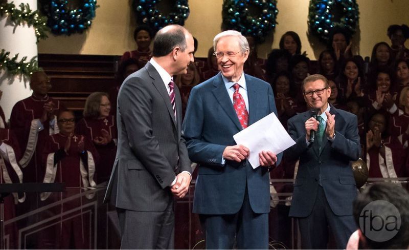 Cette semaine dans l'histoire chrétienne : Charles Stanley nomme son successeur, début du Concile Vatican I et naissance du chef de l'Église épiscopale