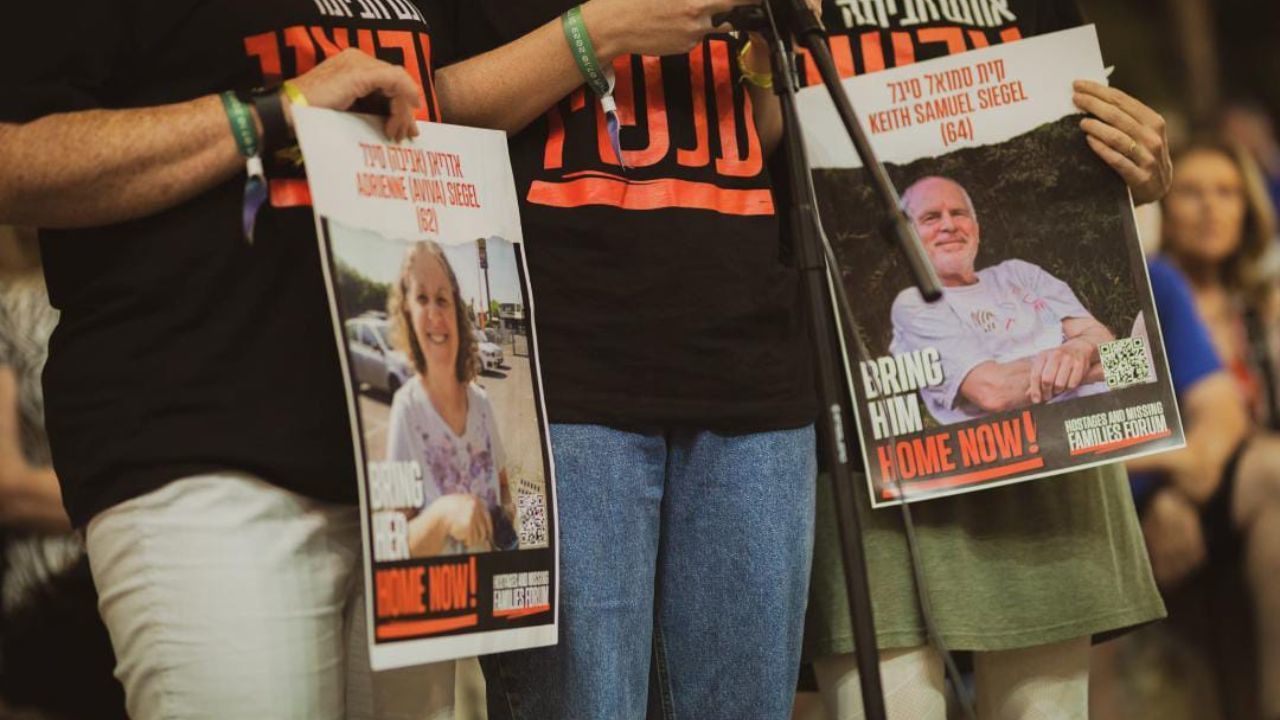 L'otage libérée Aviva Siegel partage les horreurs de la captivité du Hamas et dit qu'elle a « touché la mort »