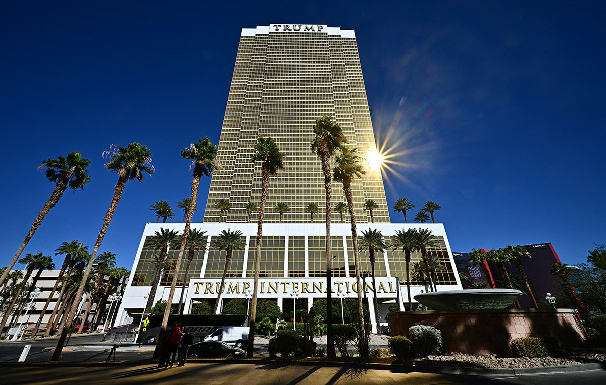 Un Cybertruck Tesla explose devant l'hôtel Trump à Las Vegas