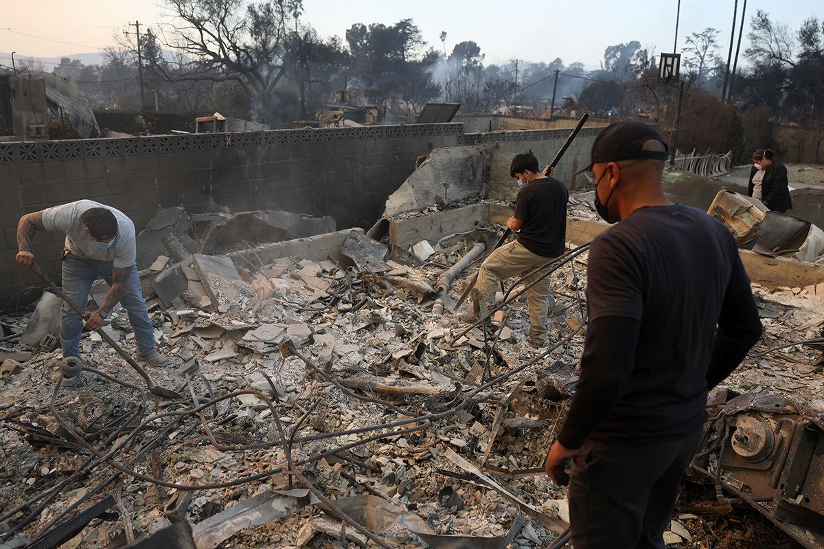L'évêque épiscopal pleure « des pertes trop grandes à supporter » comme So. La Californie subit des incendies de forêt historiques
