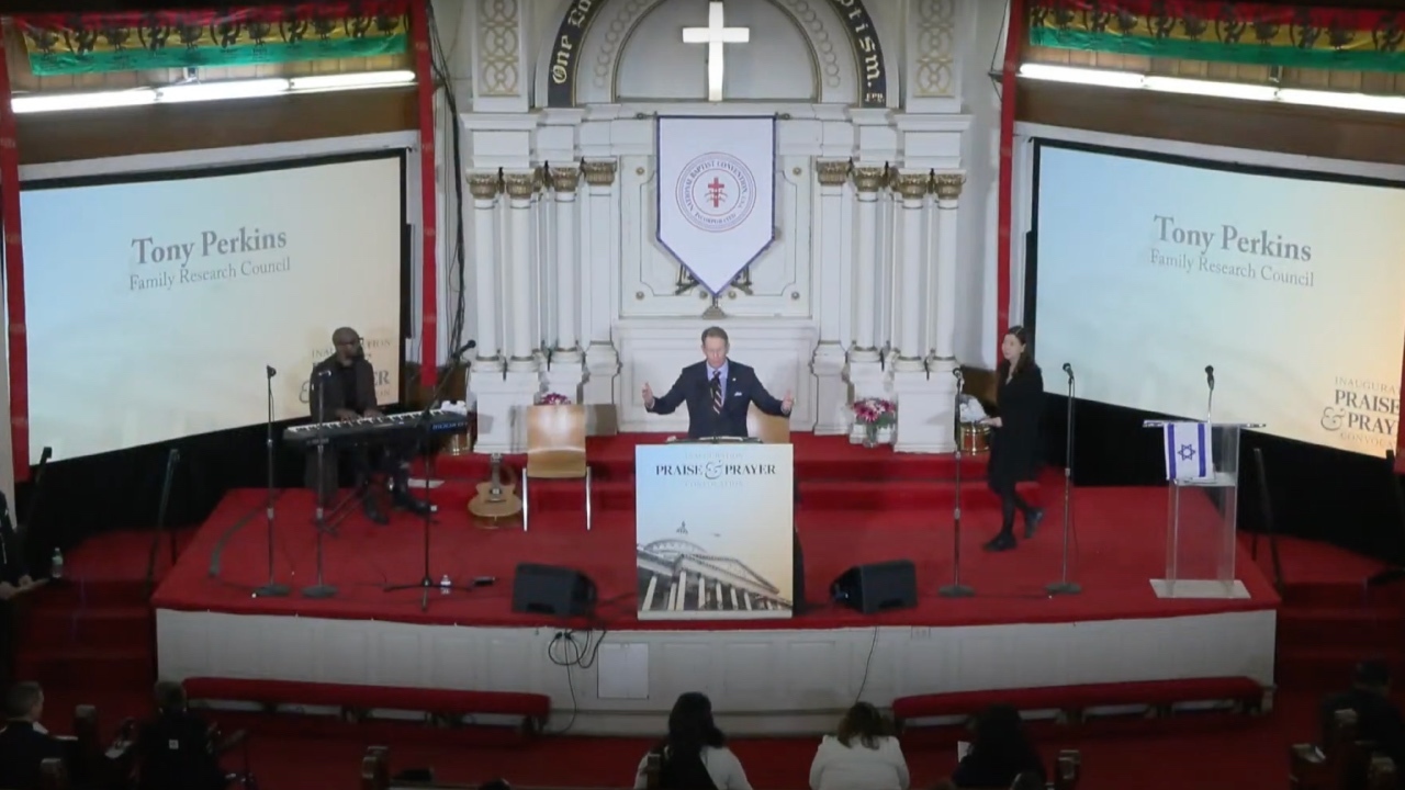 Les chrétiens se rassemblent au centre-ville de Washington pour invoquer la bénédiction de Dieu sur la nation