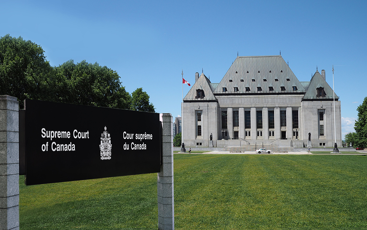 Le haut tribunal du Canada pour gouverner si le Québec peut interdire aux fonctionnaires de porter des symboles religieux