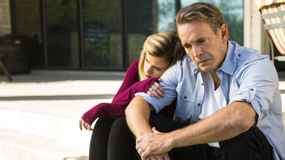 Tableau: `` Vindication '' Saison 4 Venant aux studios Angel avec plus de mystères mélangés à la foi