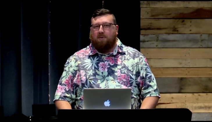 Vineyard Church fait face à 9 poursuites civiles après l'accord de plaidoyer de Jackson Gatlin pour abus sur mineurs