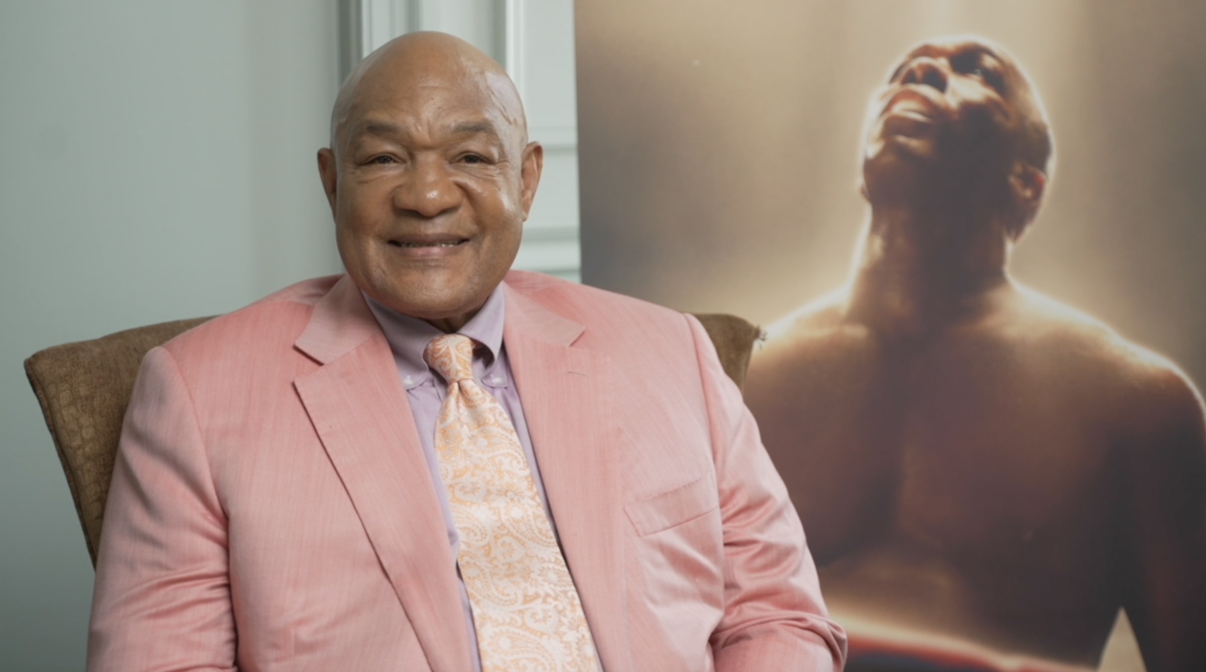 «Évangéliste dans l'âme»: George Foreman, champion de boxe devenu pasteur, décède à 76 ans
